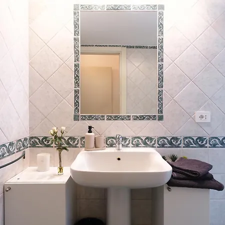 Sva18 - Fully Equipped Large Flat - S. Ambrogio Apartamento